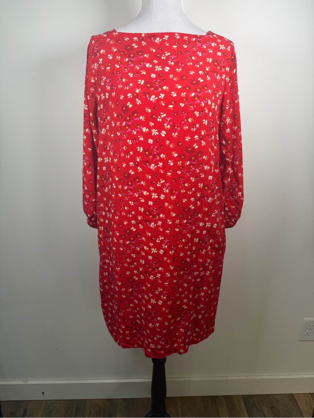 GAP Red Floral Long-Sleeve Shift Dress Open V-Back Spring Summer Boho